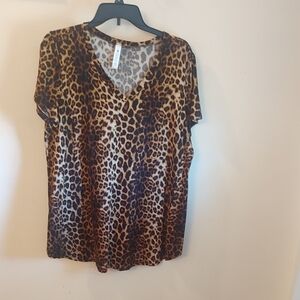 Leopard Print V-Neck Short Sleeve Top - Brown